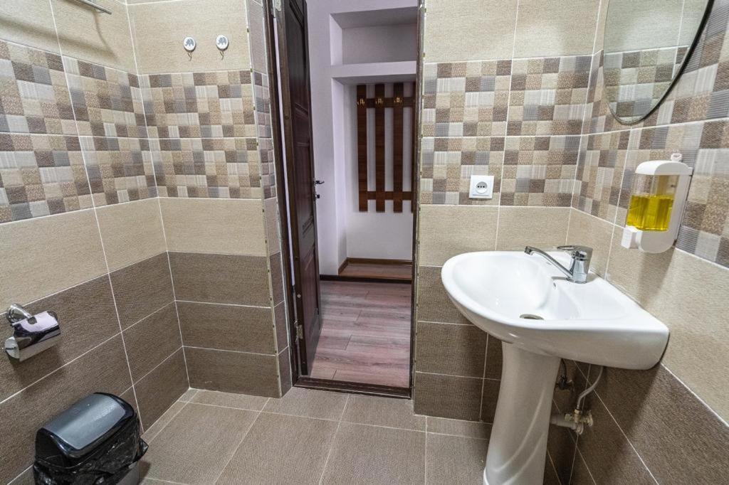 Muras Hotel קראקול מראה חיצוני תמונה