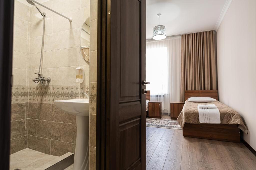 Muras Hotel קראקול מראה חיצוני תמונה